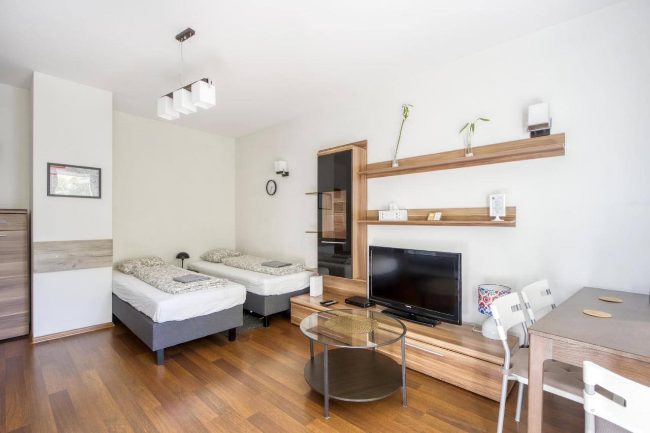 Labo Apartment Towarowa Kercelak Varşovia Exterior foto